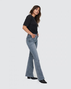 Lisette_Flare_Light_Grey
